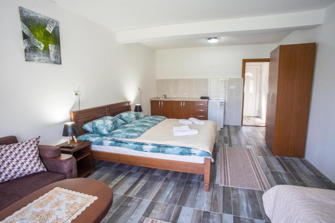 Apartmani Jezero Žabljak Exterior foto